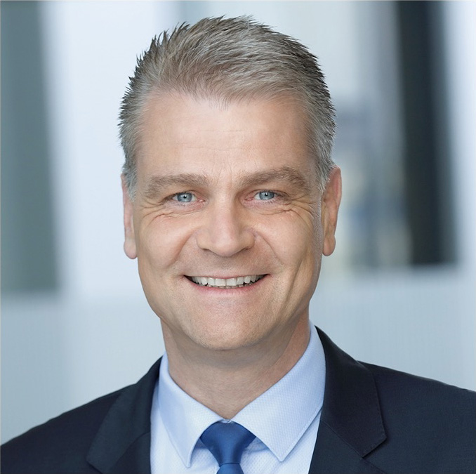 Portraitfoto von Prof. Brecher